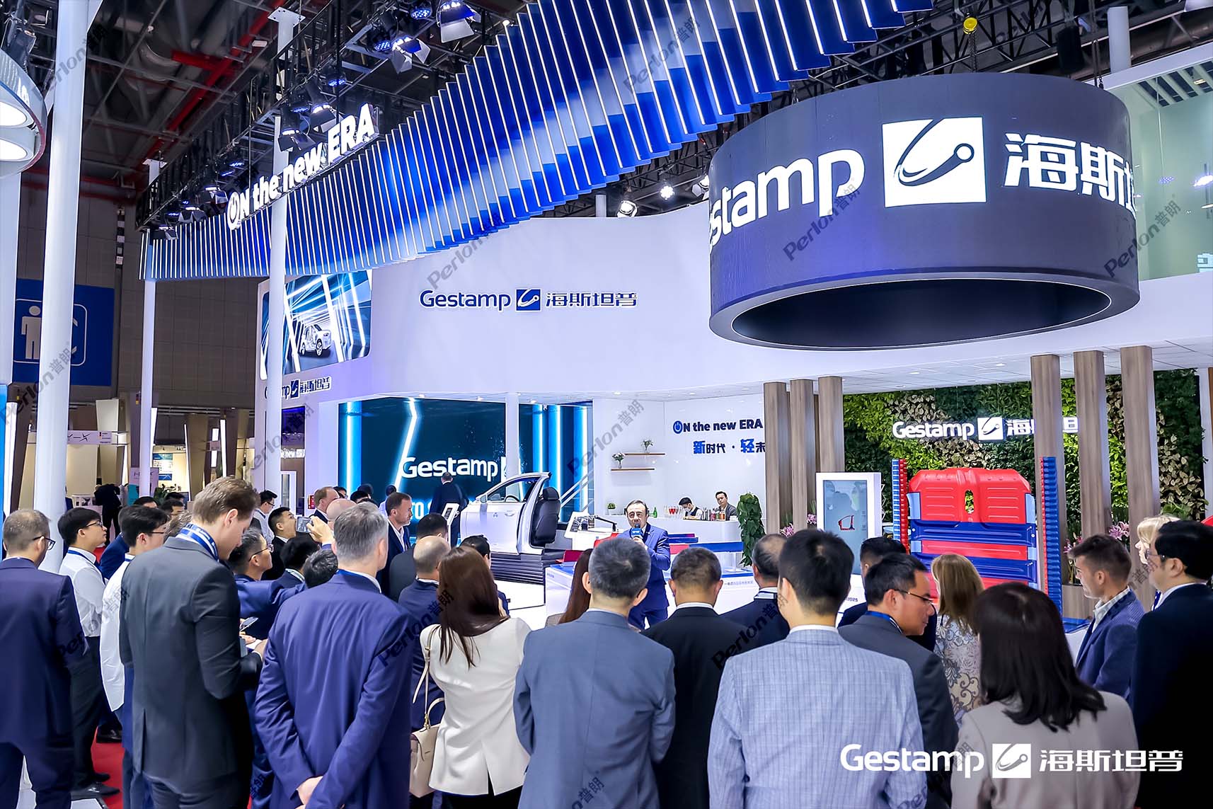 2023海斯坦普上海車展展臺(tái)設(shè)計(jì)搭建現(xiàn)場(chǎng)圖片